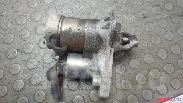������� Nissan Tiida 2004-2013 21055295 23300EE00A ����