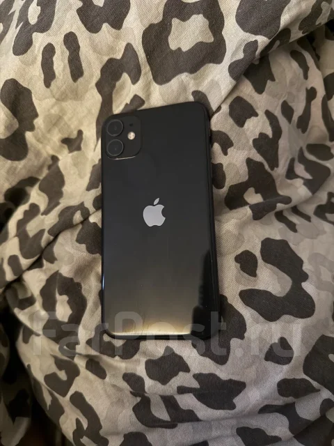 Apple iPhone 11. �/�, 128 ��, ������, 3G, 4G LTE, NFC ����