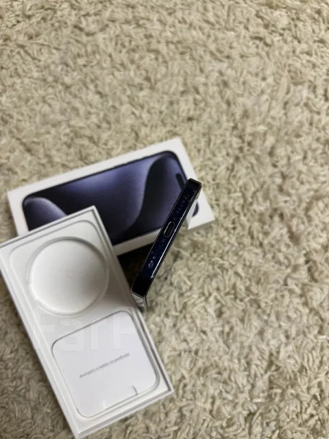 Apple iPhone 15 Pro Max. �/�, 256 ��, ������, 3G, 4G LTE, 5G, Dual-SIM, ����������, NFC ����