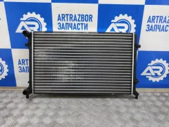 �������� �������� Volkswagen Golf 5 1K0121251AR 1.6 1K0121251AR ����