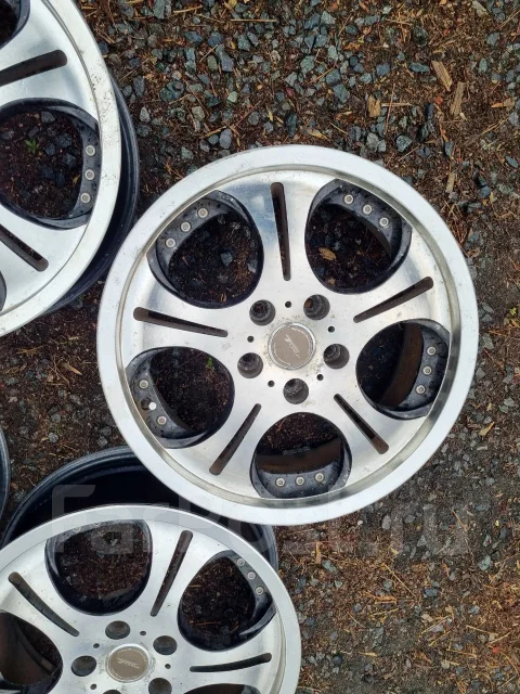 Bridgestone Toprun. 7.0x17", 5x114.3, ET35 ����