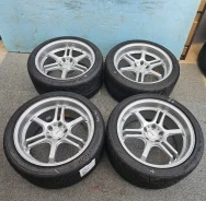 Bridgestone Potenza RW006