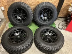 Mickey Thompson SideBiter II