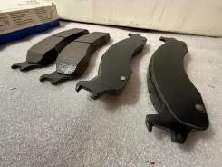 ��������� ������� Raybestos E-150/E-250/E-350/E-450/F-250/F-350 ZX655 ����