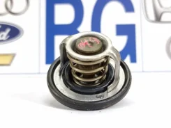 ��������� Nissan Tiida 2008 21200ET01A ����� MR18DE 21200ET01A ����