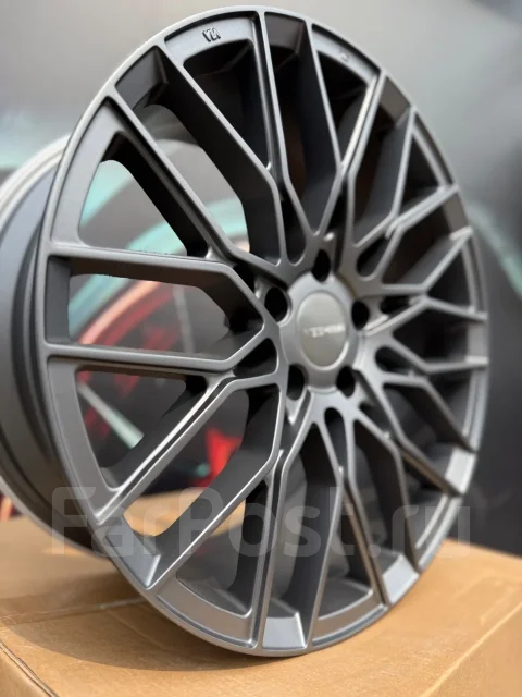 Veemann. 8.0x18", 5x114.3, ET35, �� 67,1���. ����