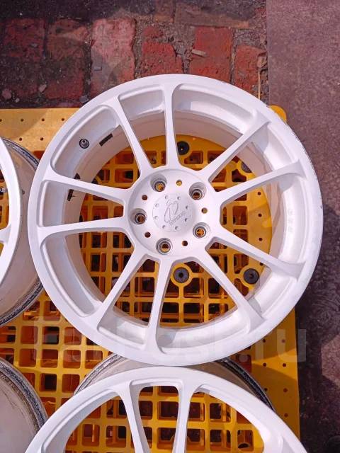 5Zigen Inperio X-5. 7.0x17", 5x114.3, ET42 ����