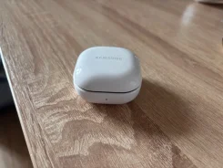 Samsung Galaxy Buds2 ����