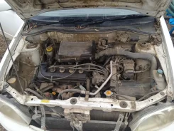 Nissan March. K11954927, CG10042208C ����
