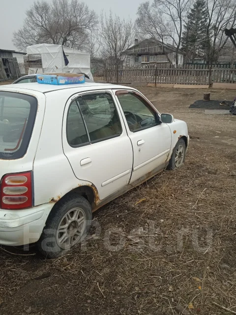 Nissan March. K11954927, CG10042208C ����
