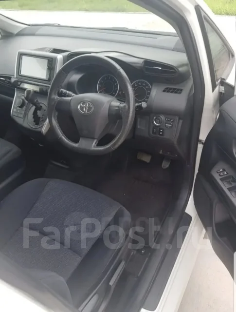 Toyota Wish. �������, ��������, 1.8 (150��.�.), ������, 180����. �� ����