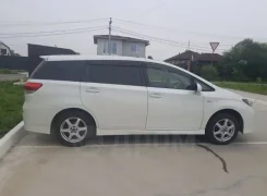 Toyota Wish. �������, ��������, 1.8 (150��.�.), ������, 180����. �� ����