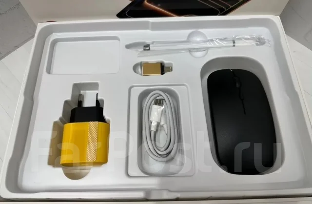 ������� � ����������� Umiio 17 Pro Max. 10.1 ������, ������ 1 �� ����