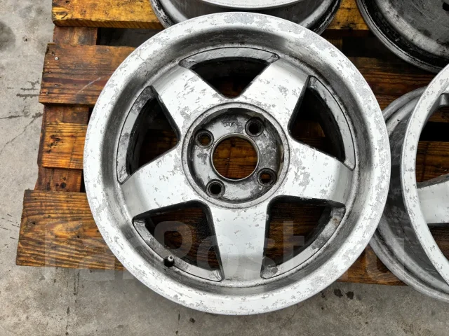 PIAA. 7.0x16", 4x114.3, ET50 ����
