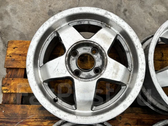 PIAA. 7.0x16", 4x114.3, ET50 ����