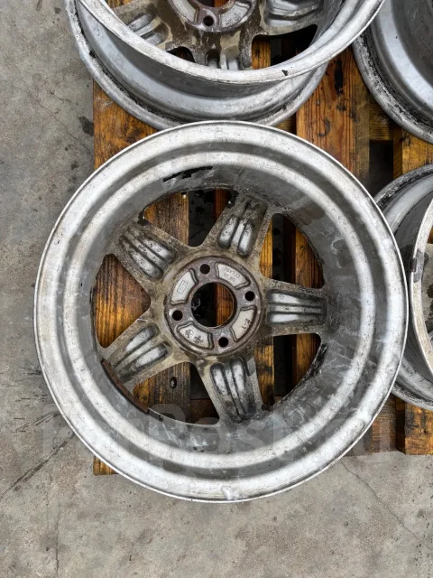 PIAA. 7.0x16", 4x114.3, ET50 ����