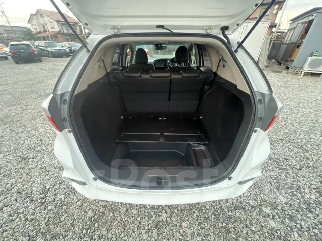 Honda Shuttle. GP7 ����