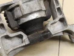 ����� ��������� ������ FORD Focus II 2005-2008 1811464 ����