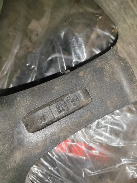 Work Emotion XT7. 8.0x17", 5x114.3 ����