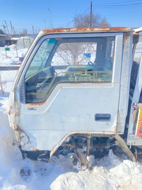 Mitsubishi Fuso Canter ����