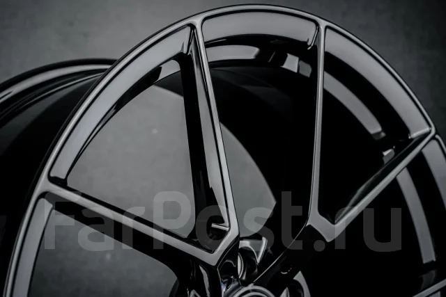 BMW Racing Dynamics. 8.0/8.5x20", 5x112, ET27/40, �� 66,6���. ��� ����� �� ������������ ����
