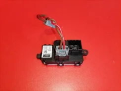 �������� ��������� Ford Focus 2012 1888653 CB8 PNDA 1888653 ����