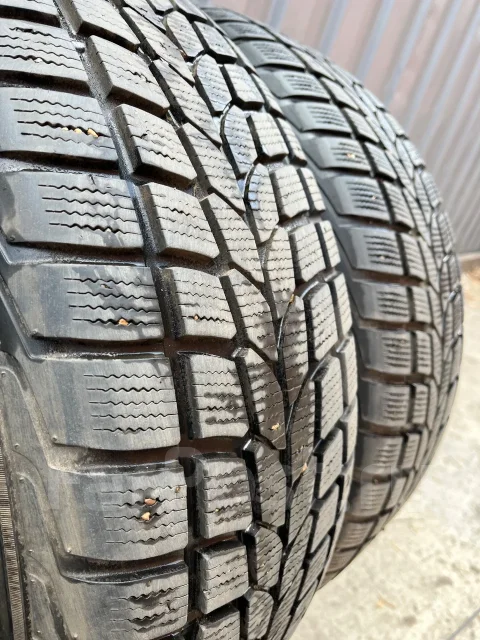 Dunlop SP Winter Sport 400. ������, ��� �����, �/�, ����� 5 % ����