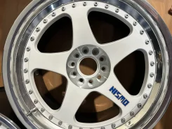 Nismo LMGT1. 9.5x18", 5x114.3, ET14, �� 66,1���. ����