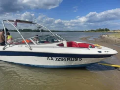 Searay. 1996 ���, ����� 6,4��., ��������� ������������, 210��.�., ������ ����