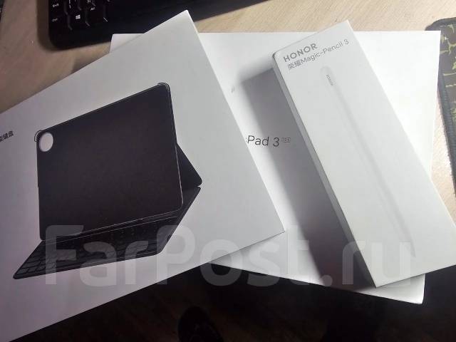 Honor MagicPad 3. 12.5 ������, ������ 256 �� ����