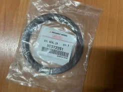 ������� ��������� Mitsubishi MD372251 MD372251 ����