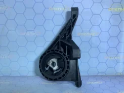 ������� ��������� Chevrolet Cruze 13268880 J300 F18D4 13268880 ����