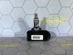 ������ �������� � ���� Mercedes CLA 45 AMG 2013 0009057200 117 133 0009057200 ����