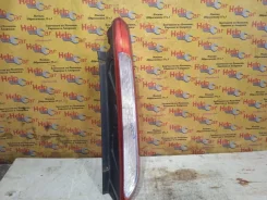 ������ ������ Ford Focus 2010 1520757 CB4 SHDC; HWDA; HWDB; SHDA; SHDB, ������ ������ 1520757 ����