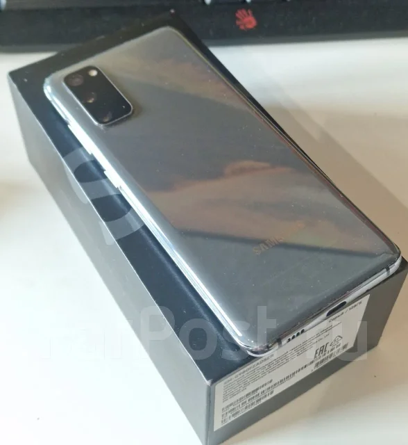 Samsung Galaxy S20. �/�, 128 ��, �����, 4G LTE, Dual-SIM, NFC ����