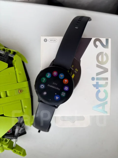 Samsung Galaxy Watch Active2. GPS, NFC ����