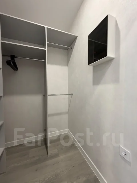 ������, ����� ������ 12. ���������������, ������� ����, 30,6���.��., 6/16 ���� ����