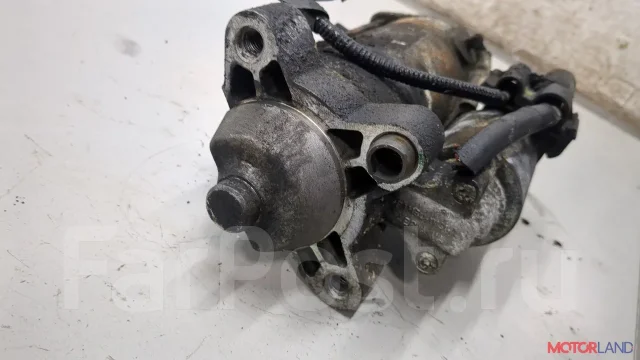 ������� Ford Kuga 2008-2012 21068957 1376305 ����