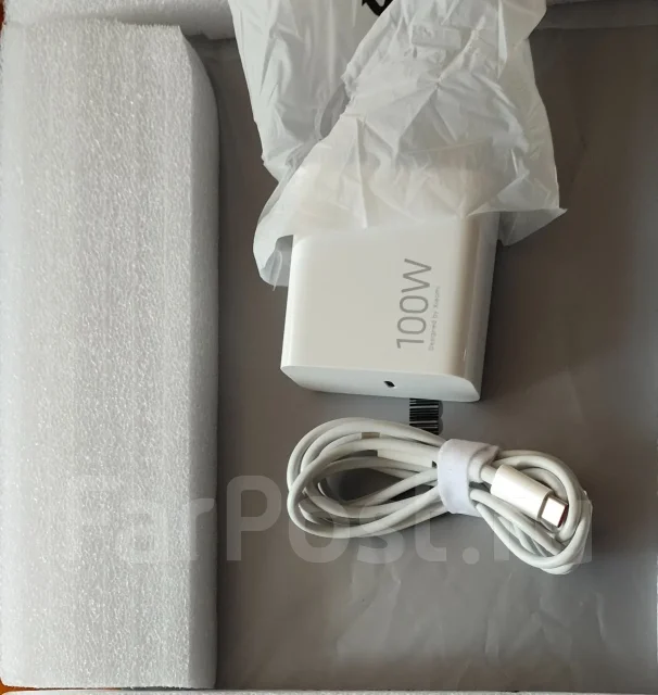 Xiaomi RedmiBook Pro 14. 14", ��� 16 ��, ���� 512���, WiFi: 1, Bluetooth: 1, ����������� �� 7��. ����