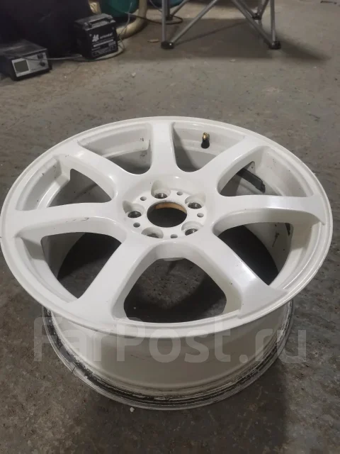 Work Emotion. 7.0x16", 5x100, ET35 ����