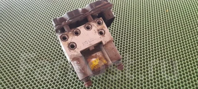 ���� ABS Isuzu Elf 897331302 897331302 ����