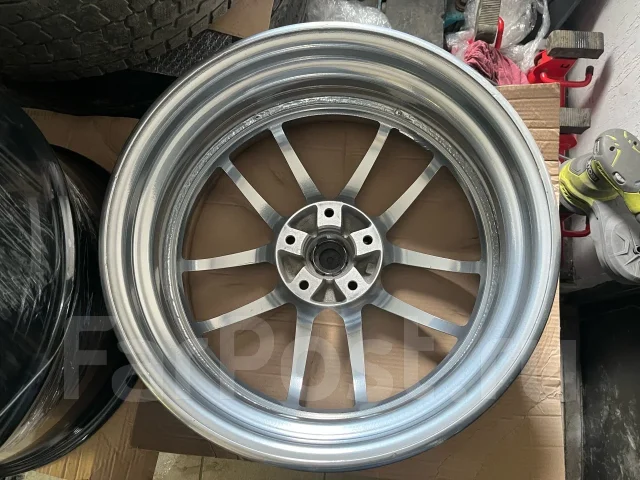 Work Meister S2R. 8.0/8.5x18", 5x114.3, ET38/45, �� 73,1���. ����
