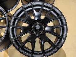 MLJ Ignite Xtrack. 8.5x18", 5x100, ET45, �� 67,1���. ��� ����� �� ������������ ����