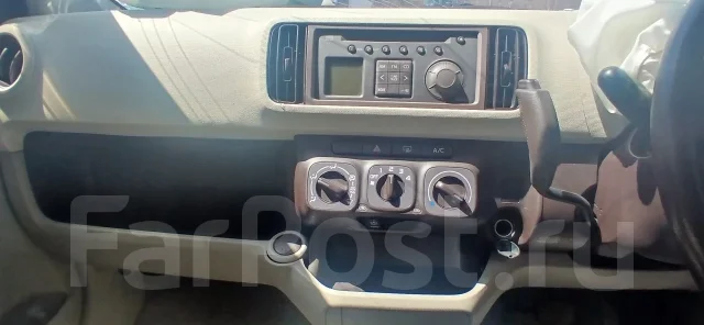 Toyota Passo. KGC30 ����