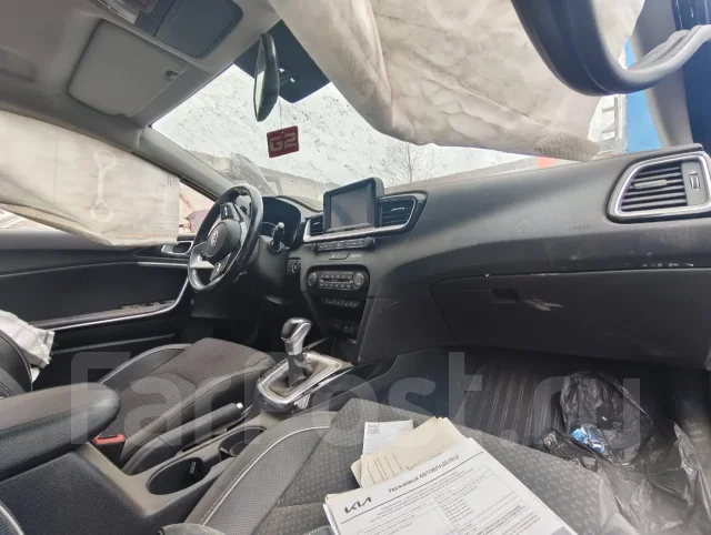 Kia Ceed. CD, G4LD ����