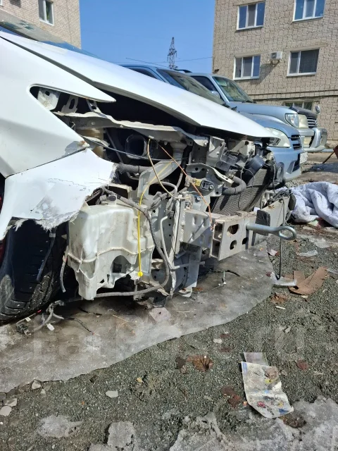 Toyota Prius. ��������, ��������, 1.8 (99��.�.), ������, 186 500����. �� ����