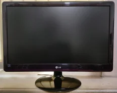LG. 23", ���������� �� (LCD, LED, QLED) ����