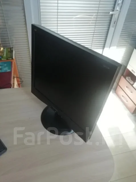 ViewSonic. 17", ���������� �� (LCD, LED, QLED) ����