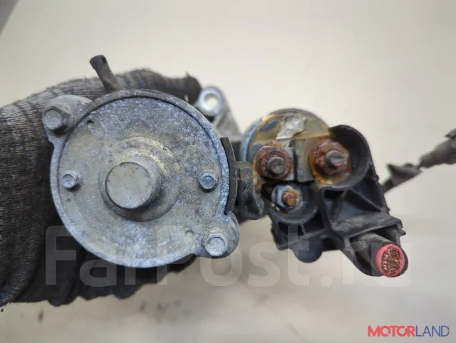 ������� Ford Focus 2 2008-2011 21074584 2109635 ����
