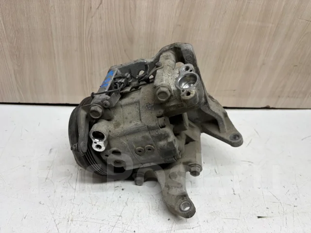 ���������� ������������ Subaru Forester SF5 #56 73111-AE021 ����